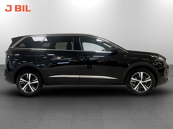 Peugeot 5008 15 of 17