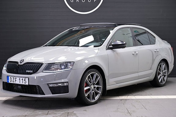 Skoda Octavia RS 2 of 5