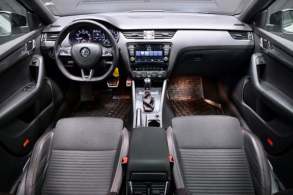 Skoda Octavia RS 14 of 21