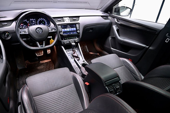 Skoda Octavia RS 13 of 21