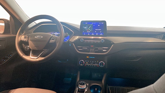 Ford Kuga 4 of 9