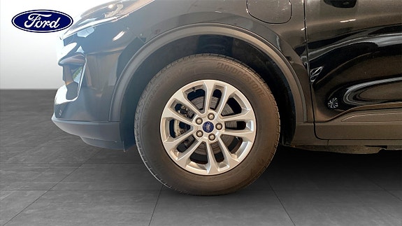 Ford Kuga 9 of 9