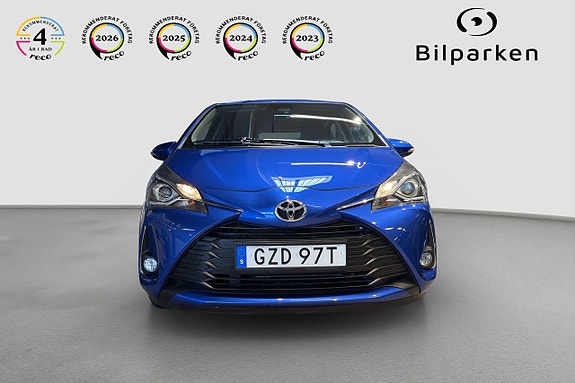 Toyota Yaris 5 of 17