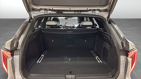 Kia K4 12 of 12