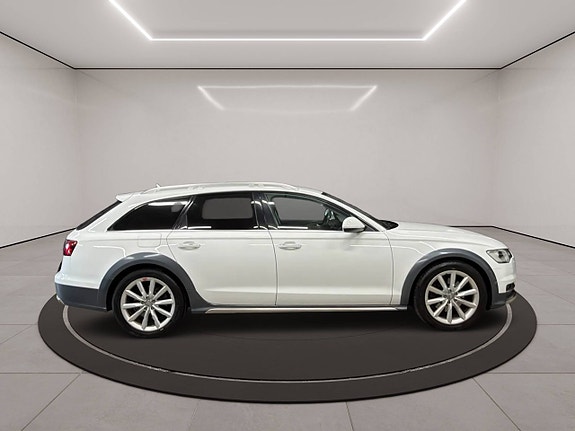 Audi A6 allroad 25 of 28