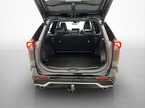 Toyota RAV4 9 of 30