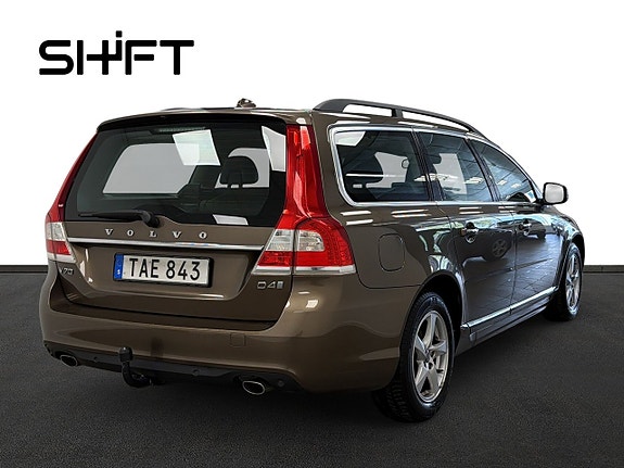 Volvo V70 4 of 5