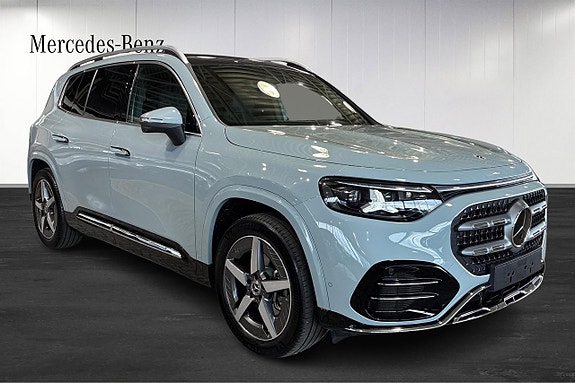 Mercedes-Benz GLB220 2 of 5