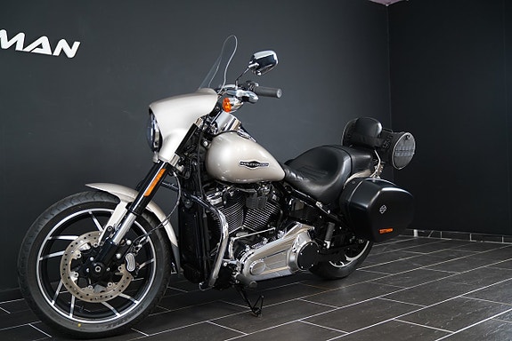 Harley-Davidson FLSB Sport Glide Cobra 9 of 10