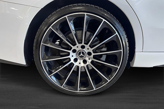 Mercedes-Benz C300 5 of 5