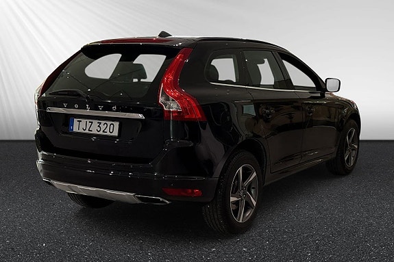 Volvo XC60 4 of 5