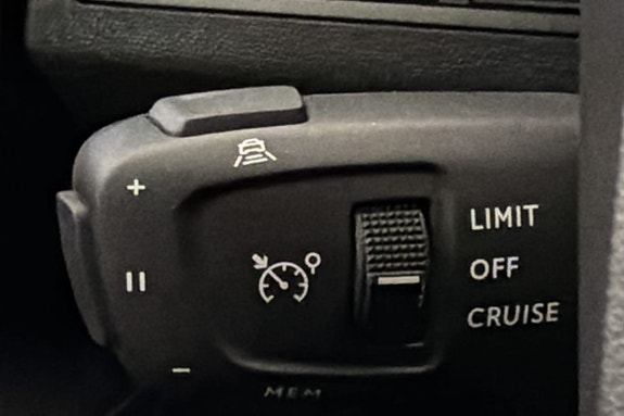 Peugeot 5008 11 of 17