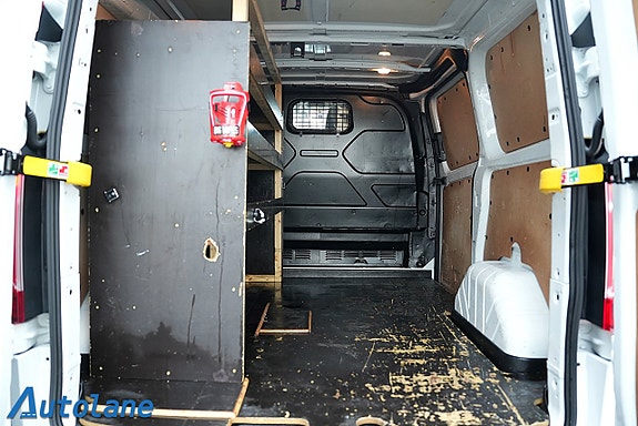 Ford Transit Custom 14 of 15