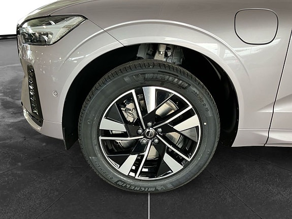 Volvo V60 9 of 13