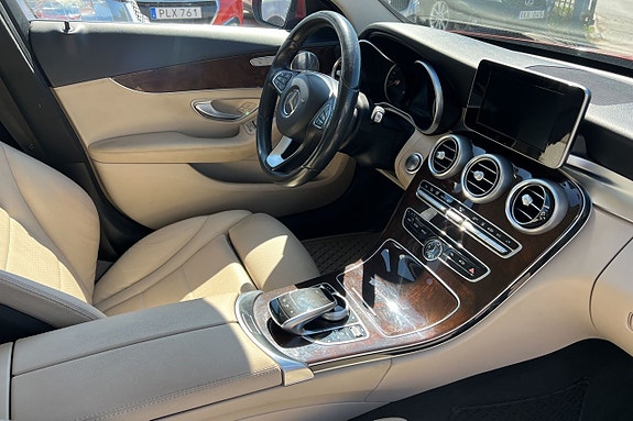 Mercedes-Benz C220 d 13 of 30