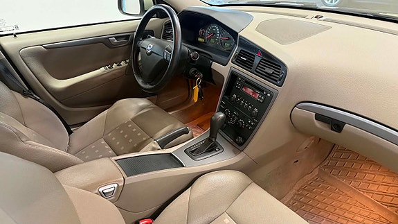 Volvo S60 8 of 24