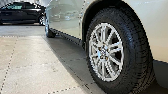 Volvo S60 10 of 24