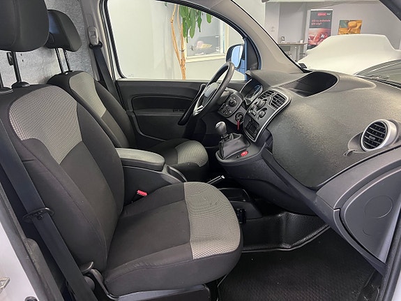 Renault Kangoo Express 15 of 21