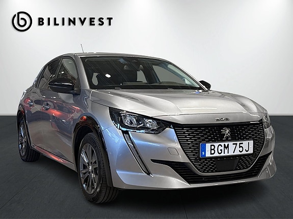 Peugeot e-208 6 of 19