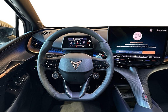 Cupra Tavascan 16 of 18