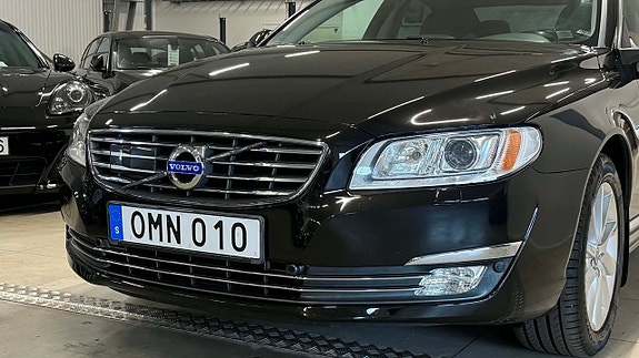 Volvo S80 4 of 5