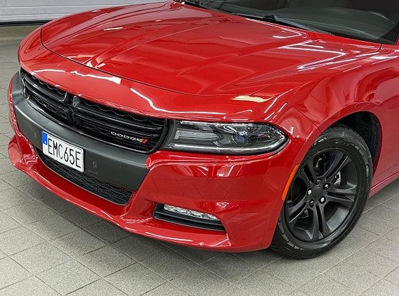 Dodge Charger 5 of 28