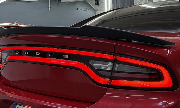 Dodge Charger 8 of 28