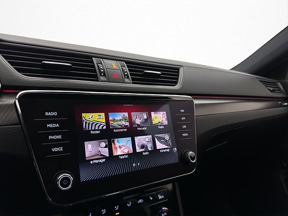 Skoda Superb 21 of 30