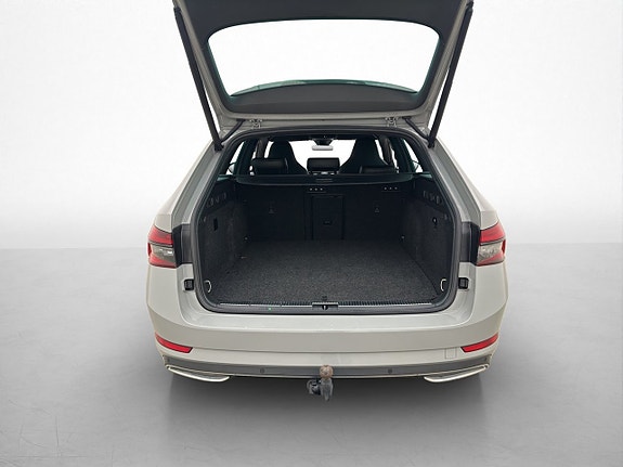 Skoda Superb 10 of 30
