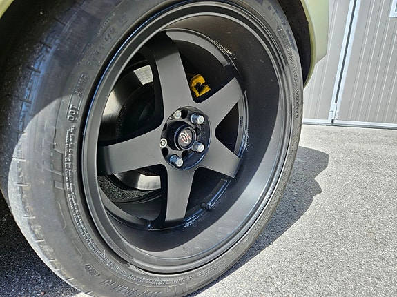 De Tomaso Pantera 3 of 5