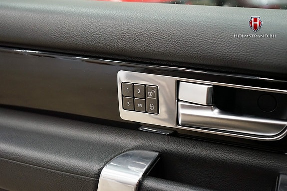 Land Rover Discovery 24 of 27