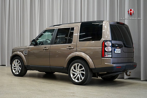 Land Rover Discovery 4 of 5
