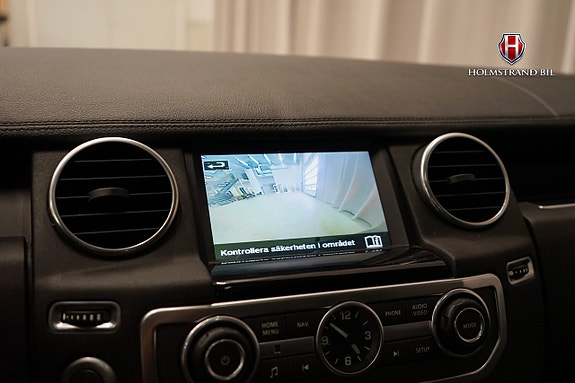 Land Rover Discovery 19 of 27