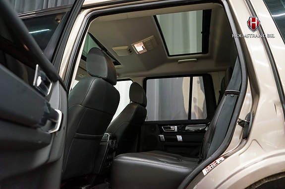 Land Rover Discovery 11 of 27