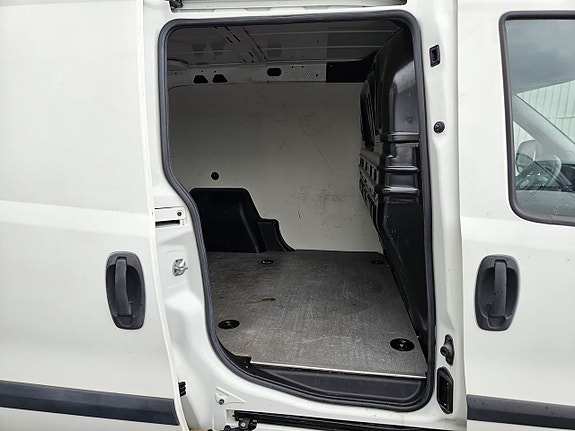 Fiat Doblo 13 of 20