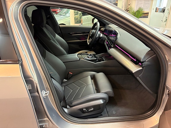 BMW 520d 9 of 22