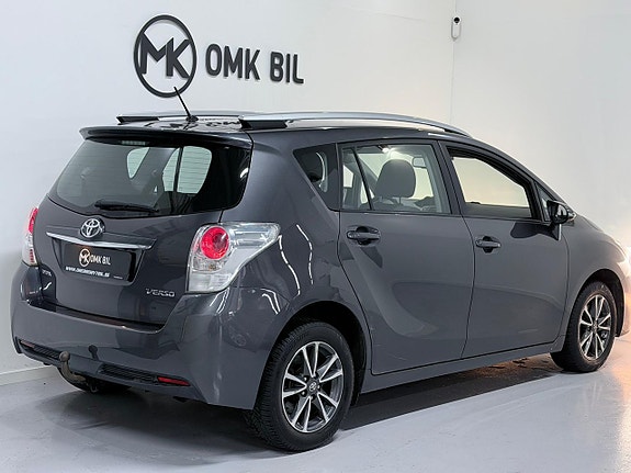 Toyota Verso 3 of 5
