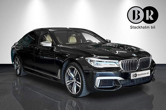 BMW M760Li 4 of 21