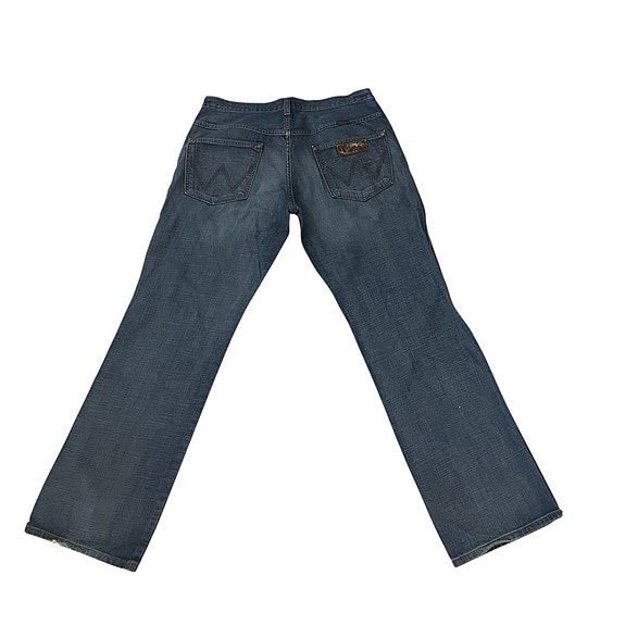 Product image 16 of 17