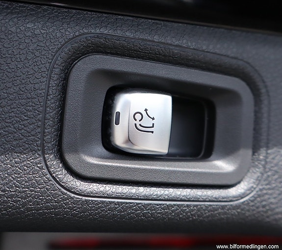 Mercedes-Benz E63 20 of 27