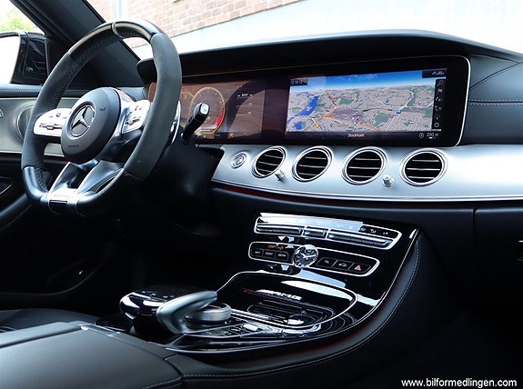 Mercedes-Benz E63 10 of 27