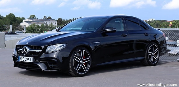 Mercedes-Benz E63 23 of 27