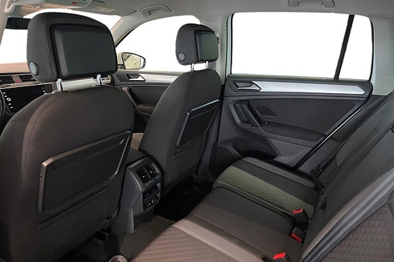 Volkswagen Tiguan 17 of 21