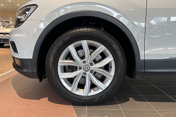 Volkswagen Tiguan 21 of 21