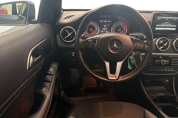 Mercedes-Benz A180 14 of 22