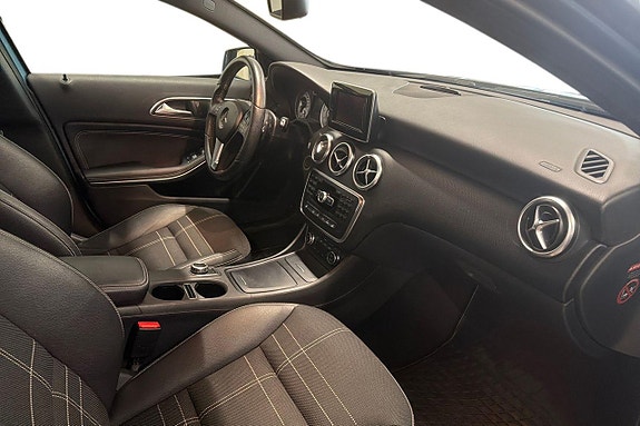 Mercedes-Benz A180 9 of 22