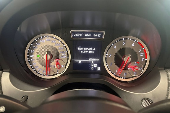 Mercedes-Benz A180 16 of 22