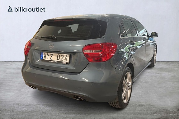 Mercedes-Benz A180 4 of 5