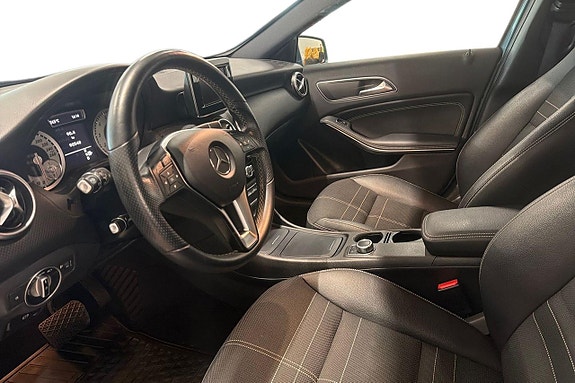 Mercedes-Benz A180 10 of 22