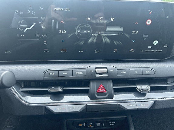 Kia K4 13 of 20
